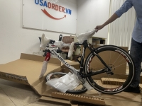 Chiếc xe đạp siêu nhẹ đặt từ Mỹ về cho anh khách ở Bắc Giang