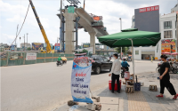 Cây ATM nước mát' miễn phí giữa ngày hè oi bức ở Thủ đô Hà Nội của chị Hoàng Lan Hương - TGĐ USAORDER - Báo Vietnamplus đưa tin