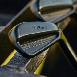 Titleist T150 Black Limied