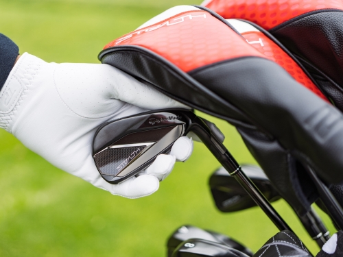 STEALTH BLACK IRONS TAYLORMADE